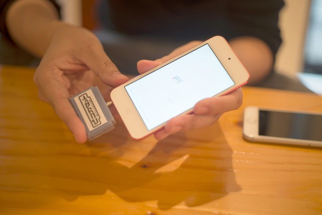 Crowdfunding Underway for Smart Phone Retro Game Cartridge: Pico Cassette