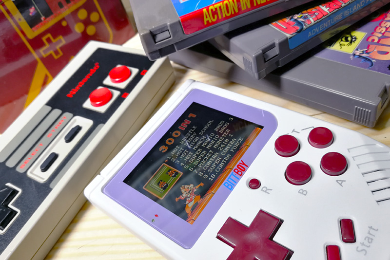 Hardware Review: BittBoy (Portable Nintendo NES Clone)