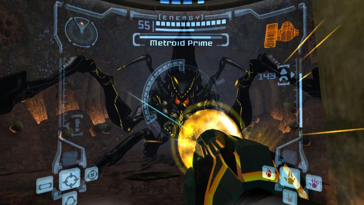 First-person combat against Space Pirates in Metroid Prime on GameCube, showing the visor HUD