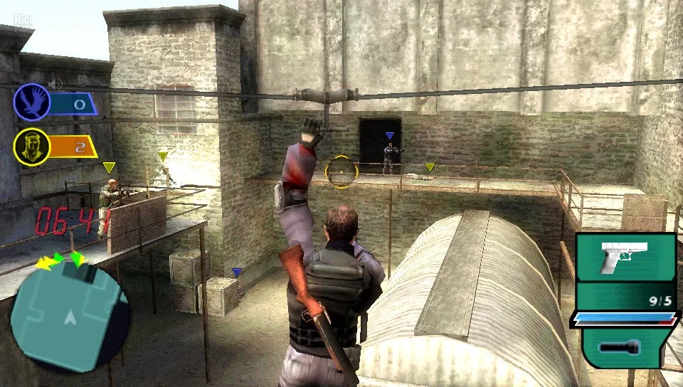 Syphon Filter Dark Mirror PSP gameplay, Gabe Logan in a firefight