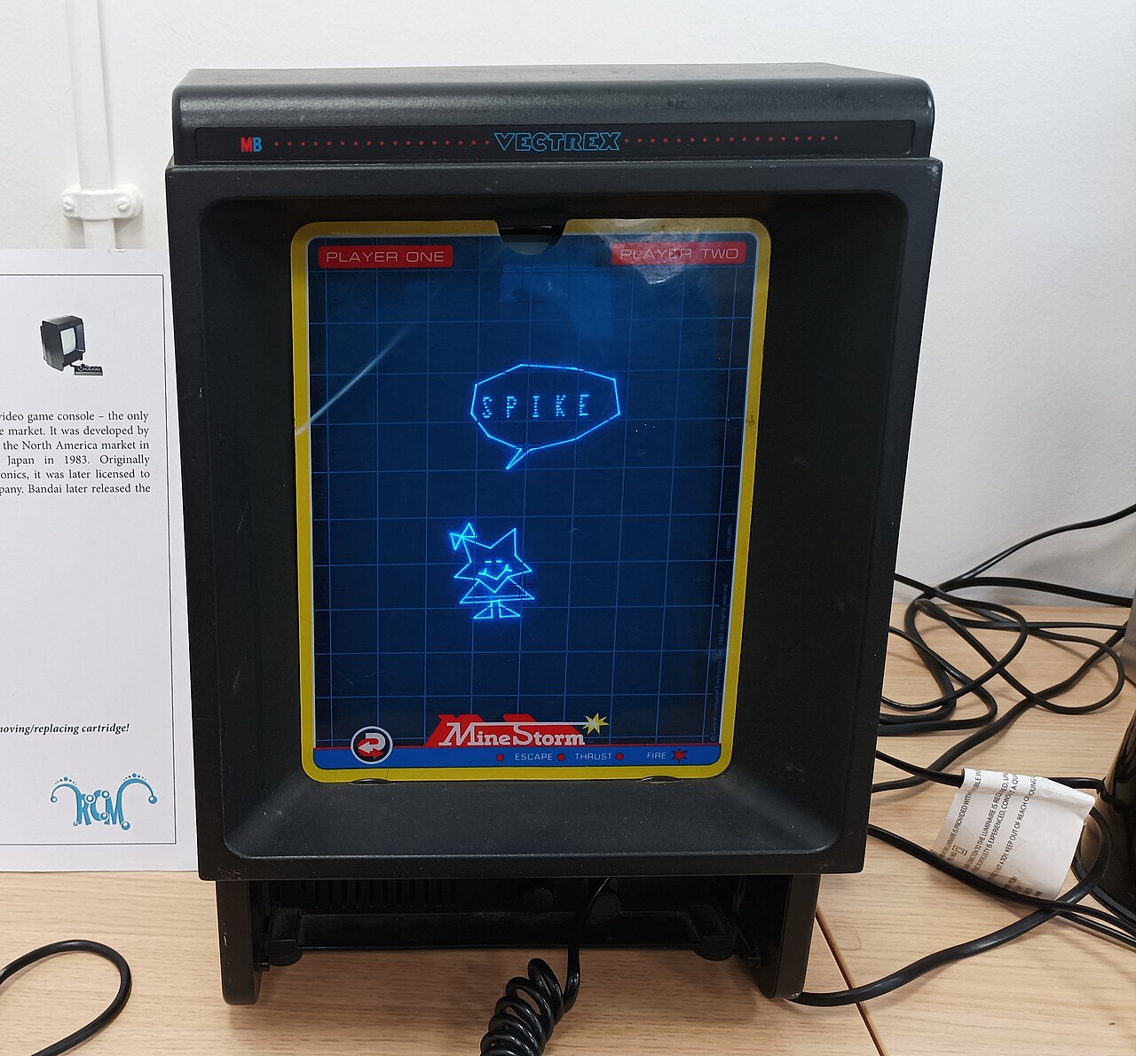 Spike playing on the Vectrex vector screen